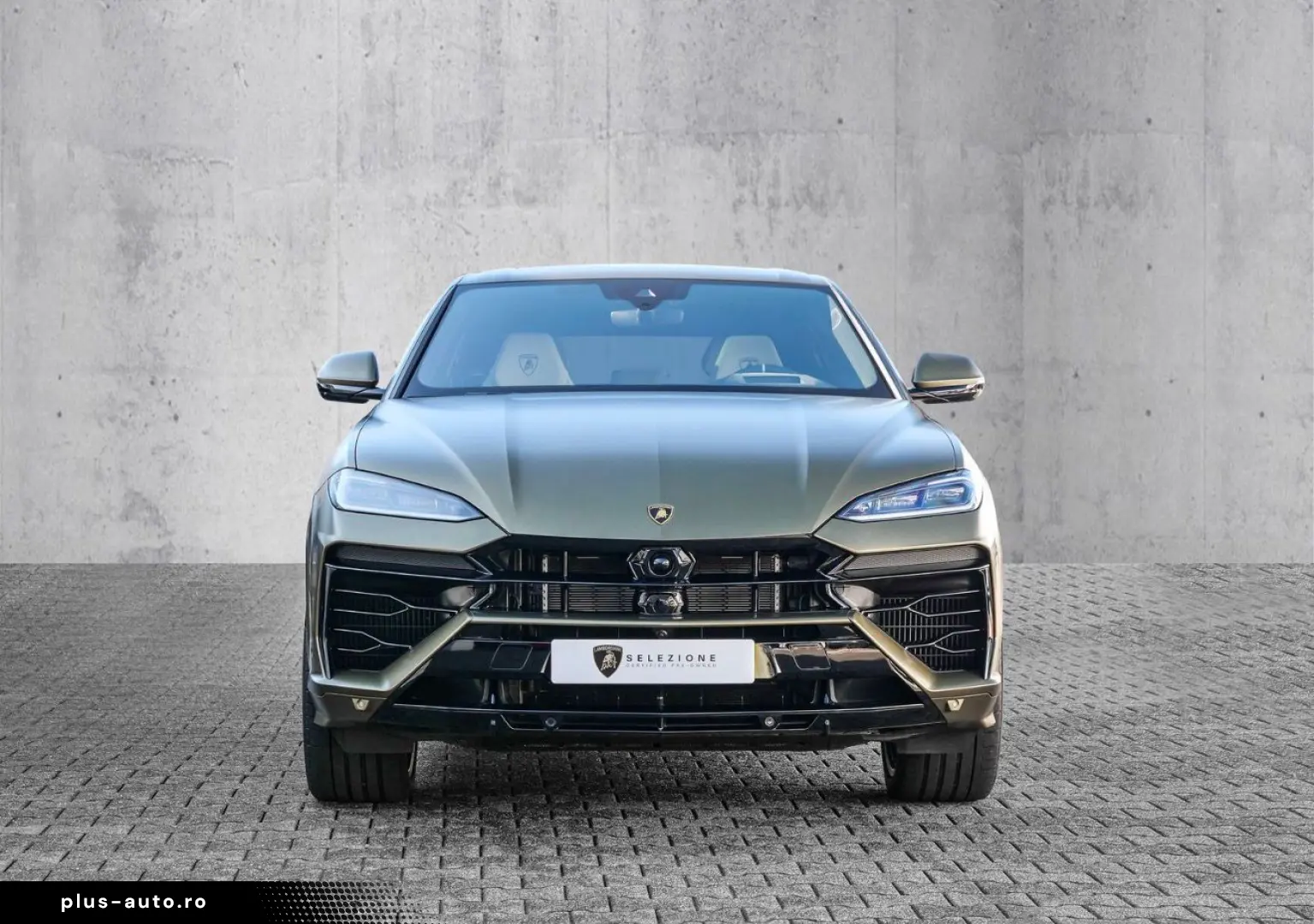 Lamborghini Urus SE   AdPersonam I Carbon