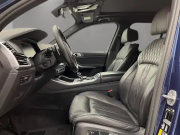 BMW X5 xDr45e VentilatedSeats 360 DisplayKey Sunroof HUD