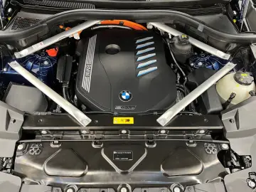 BMW X5 xDr45e VentilatedSeats 360 DisplayKey Sunroof HUD