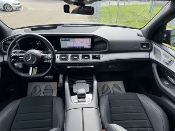 MERCEDES-BENZ GLE 450 d AMG PAN KAM HUD DISTR LED AH&hellip;
