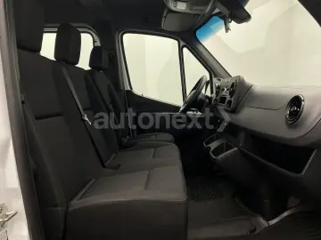 MERCEDES-BENZ Sprinter 315 DoKa Autom   AHK 2 8t   7-SITZE