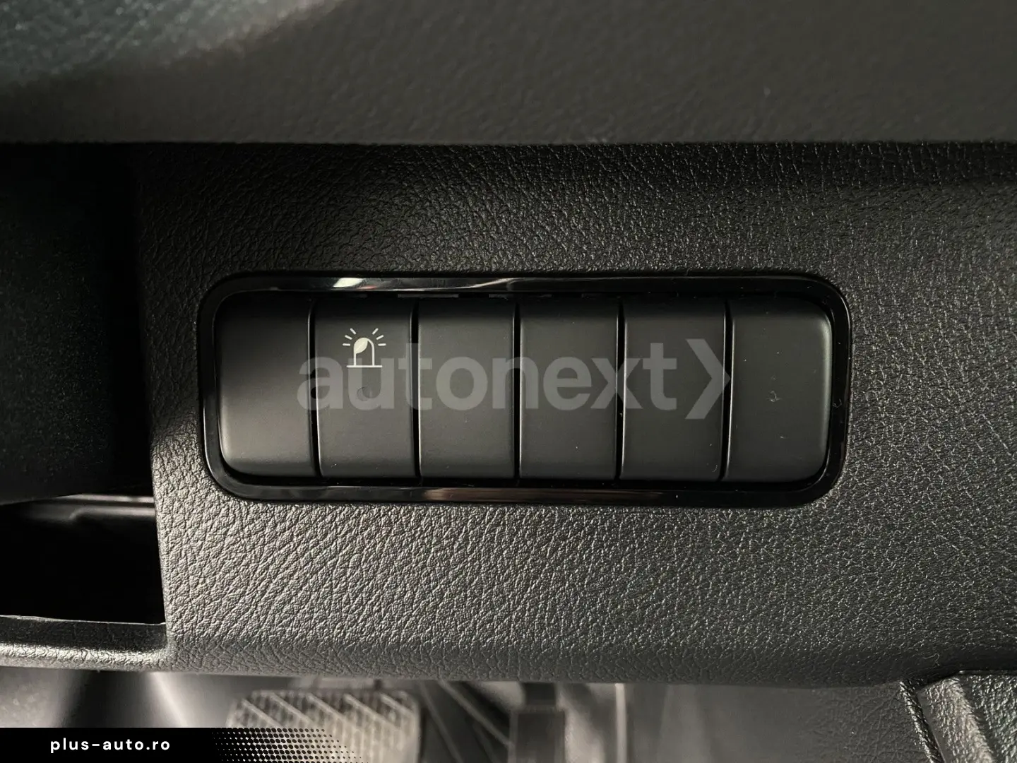 MERCEDES-BENZ Sprinter 315 DoKa Autom   AHK 2 8t   7-SITZE