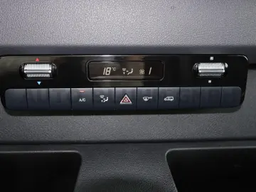 MERCEDES-BENZ Sprinter 315 CDI Doka Navi 9G-Tronic 7-Sitze