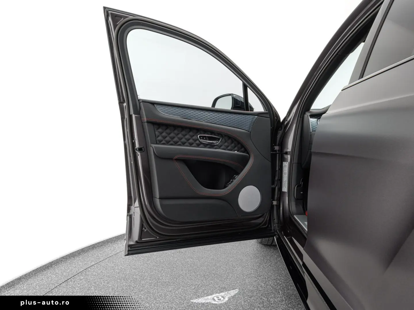BENTLEY Bentayga S V8   Privacy Glass