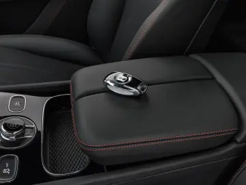 BENTLEY Bentayga S V8   Privacy Glass