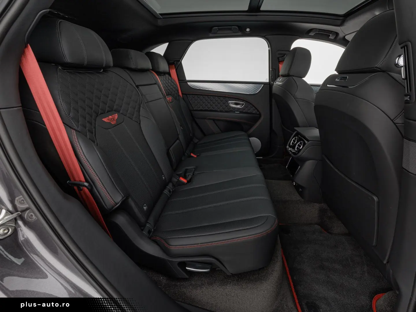 BENTLEY Bentayga S V8   Privacy Glass