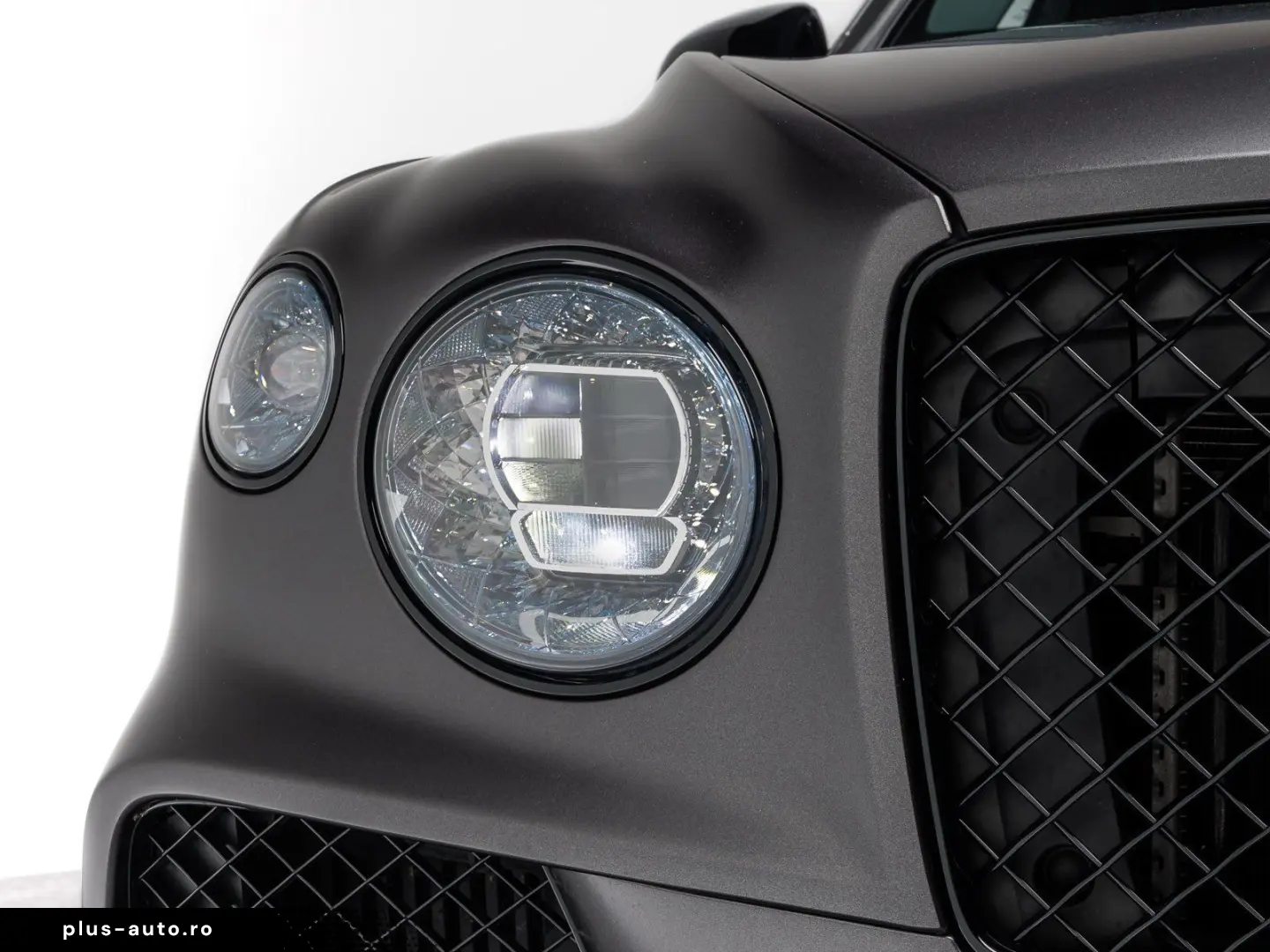 BENTLEY Bentayga S V8   Privacy Glass