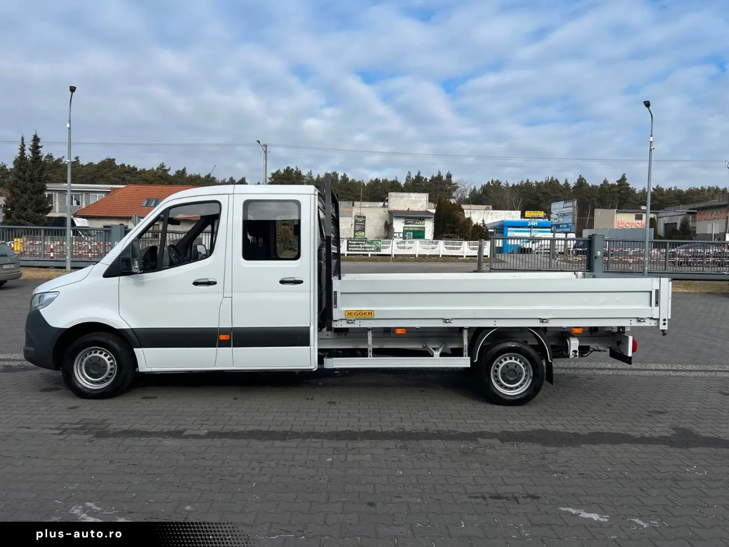 MERCEDES-BENZ Sprinter 315 CDI Pritsche 3 5 m Doka 7-sitze