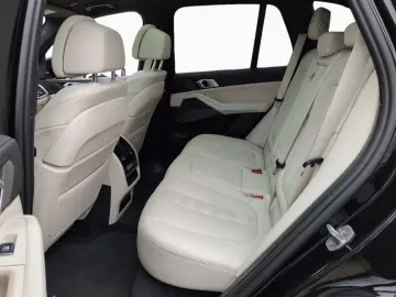 BMW X5 30d MSp DAProf Laser 4ZClima Keyless