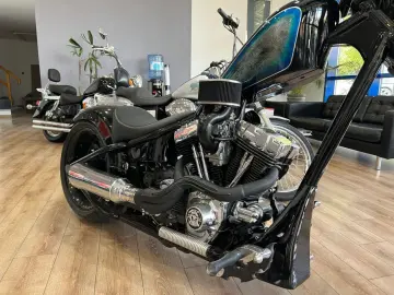 Harley-Davidson Dyna Wide Glide Custom