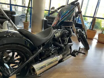 Harley-Davidson Dyna Wide Glide Custom