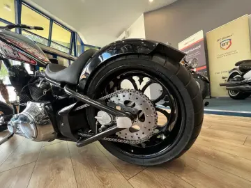 Harley-Davidson Dyna Wide Glide Custom