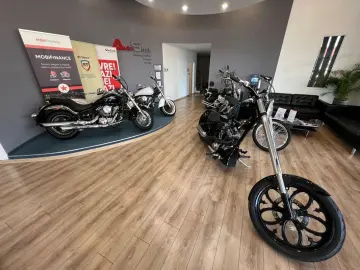 Harley-Davidson Dyna Wide Glide Custom