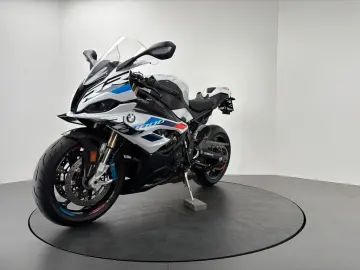 BMW S 1000 RR  CARBONRÄDER  M-PAKET  REIFEN NEU