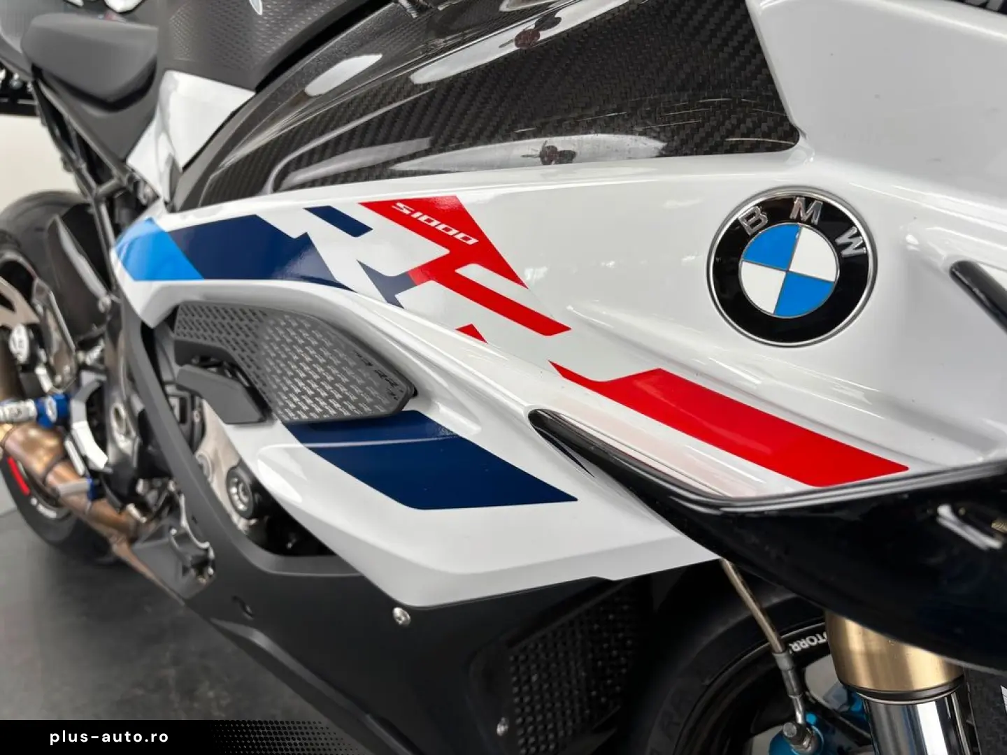 BMW S 1000 RR  CARBONRÄDER  M-PAKET  REIFEN NEU