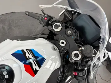 BMW S 1000 RR  CARBONRÄDER  M-PAKET  REIFEN NEU