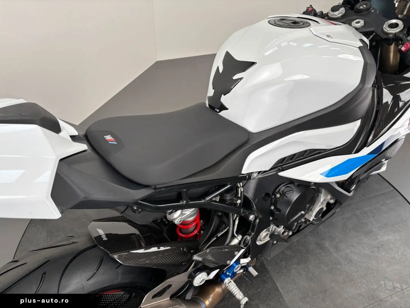 BMW S 1000 RR  CARBONRÄDER  M-PAKET  REIFEN NEU