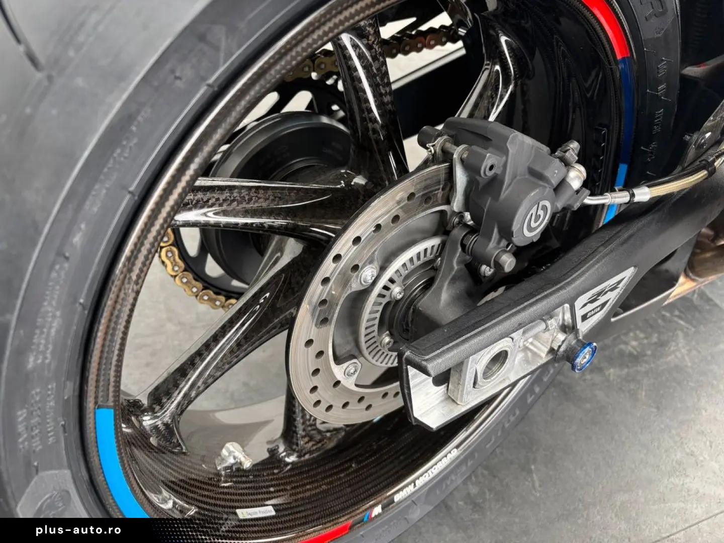 BMW S 1000 RR  CARBONRÄDER  M-PAKET  REIFEN NEU