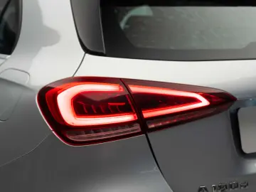 Mercedes Benz A 180d