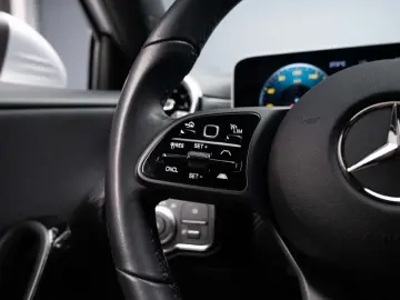 Mercedes Benz A 180d