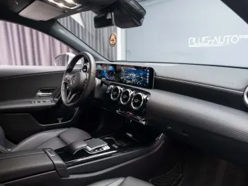 Mercedes Benz A 180d