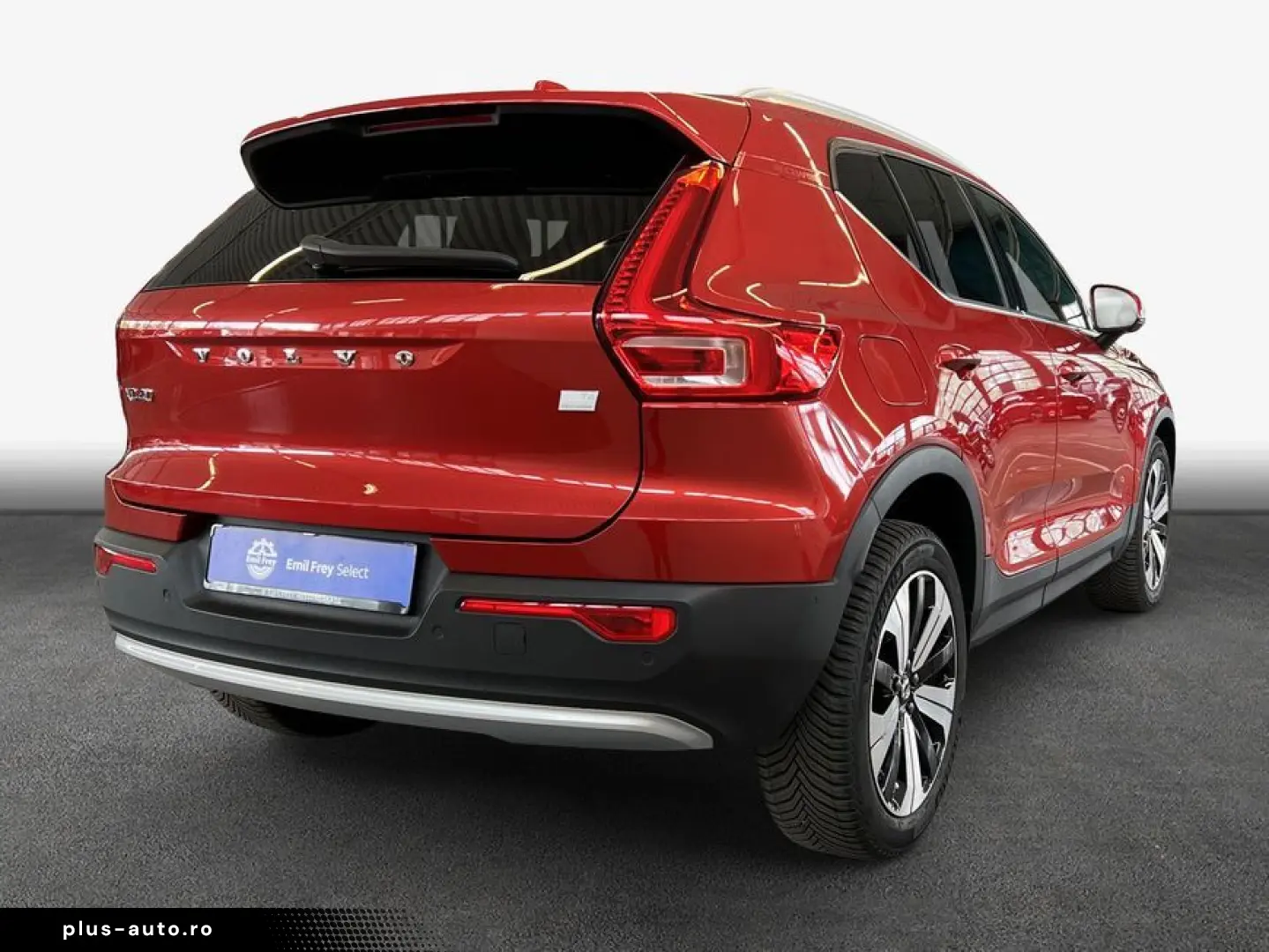 VOLVO XC40 T4 Recharge Ultimate-Bright DKG ACC BLIS 36