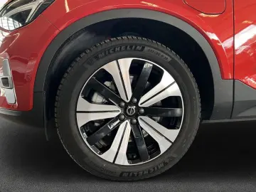 VOLVO XC40 T4 Recharge Ultimate-Bright DKG ACC BLIS 36