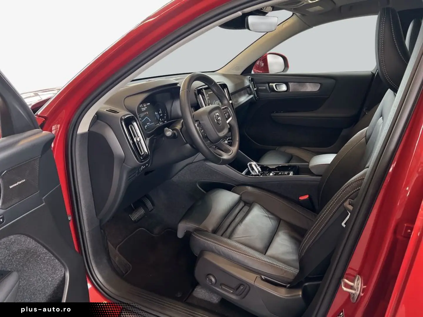 VOLVO XC40 T4 Recharge Ultimate-Bright DKG ACC BLIS 36