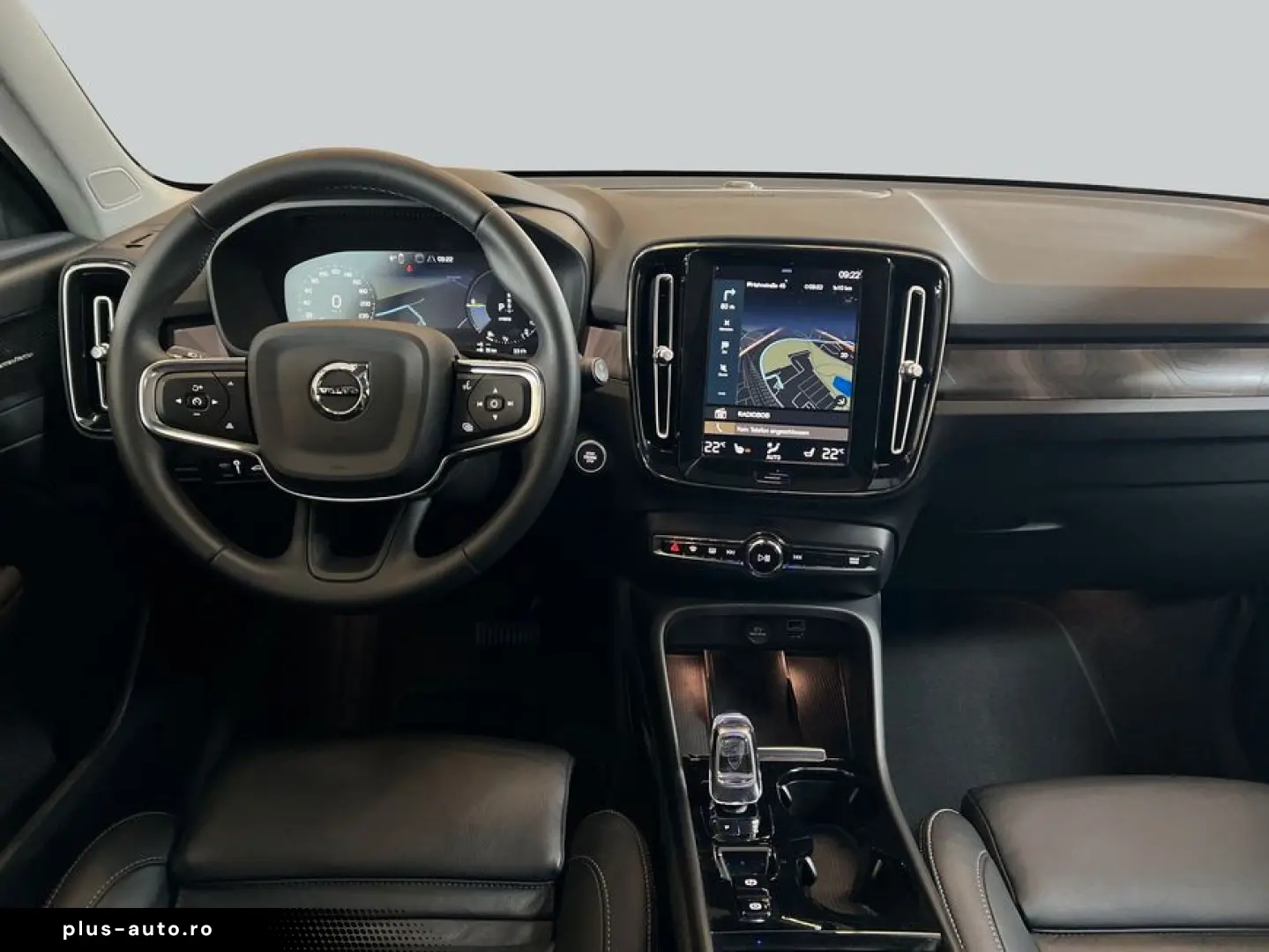 VOLVO XC40 T4 Recharge Ultimate-Bright DKG ACC BLIS 36