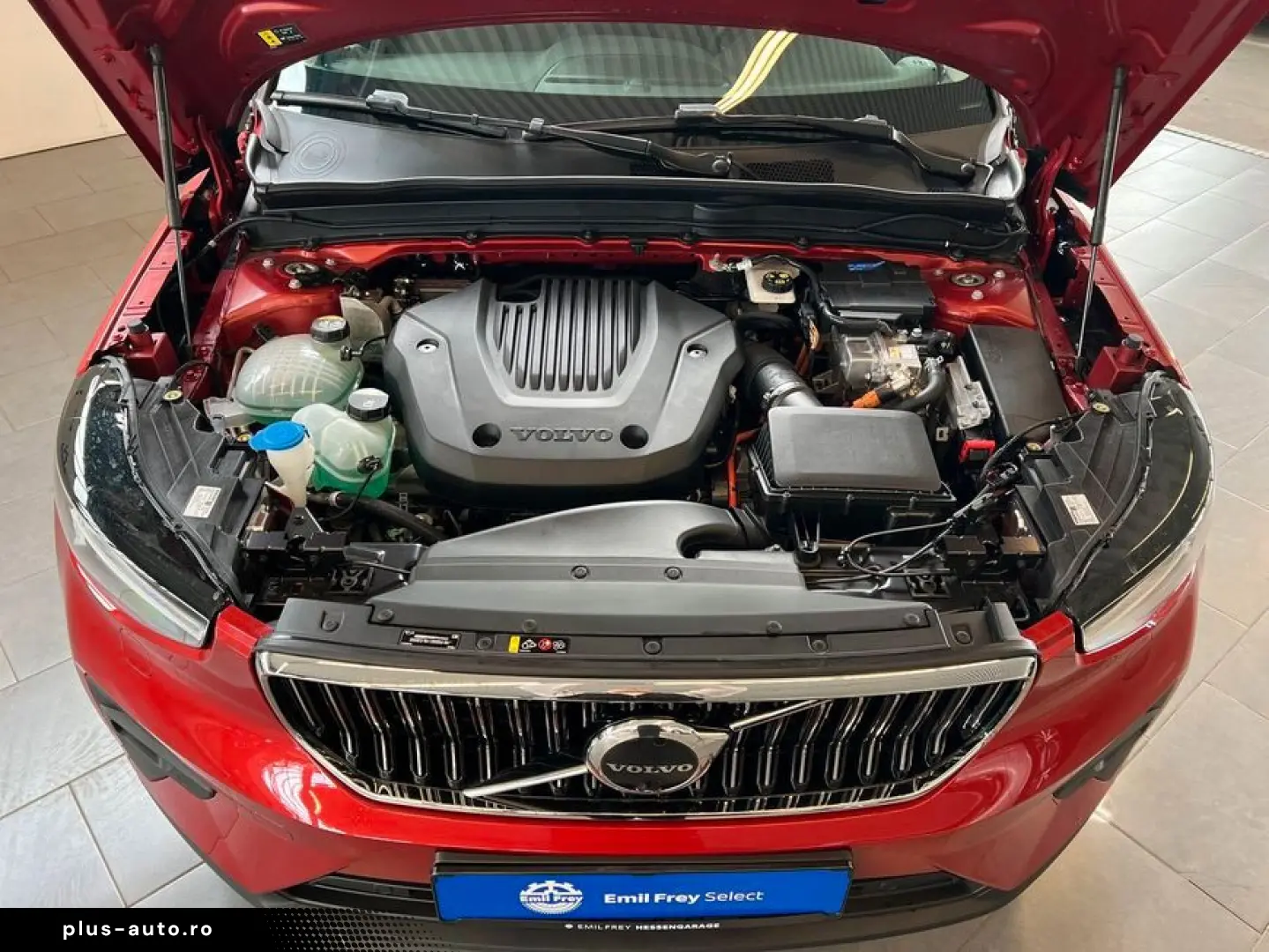 VOLVO XC40 T4 Recharge Ultimate-Bright DKG ACC BLIS 36