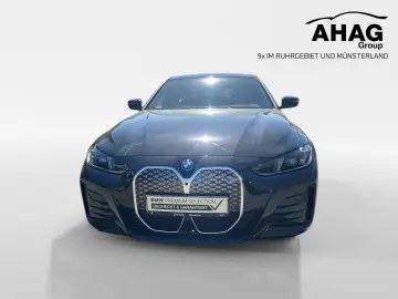 BMW i4 xDrive40 M Sport HUD HiFi 360  ACC adapt.LED
