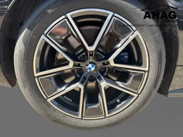 BMW i4 xDrive40 M Sport HUD HiFi 360  ACC adapt.LED