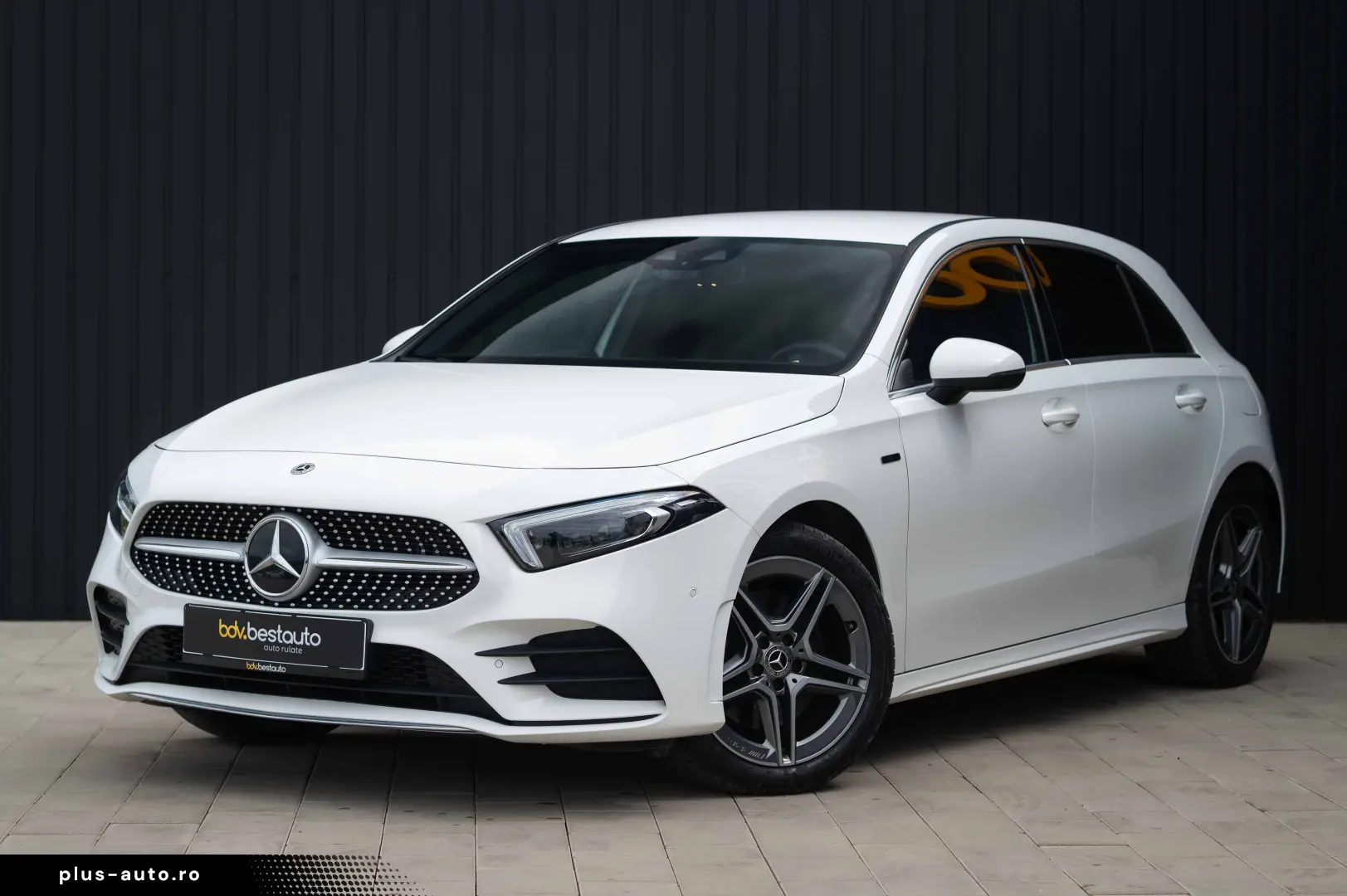 Mercedes-Benz A 250 e Edition AMG Line