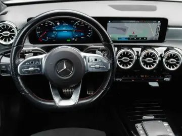 Mercedes-Benz A 250 e Edition AMG Line