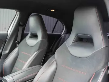 Mercedes-Benz A 250 e Edition AMG Line