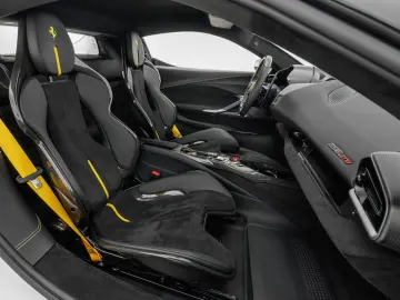 FERRARI 296 GTB