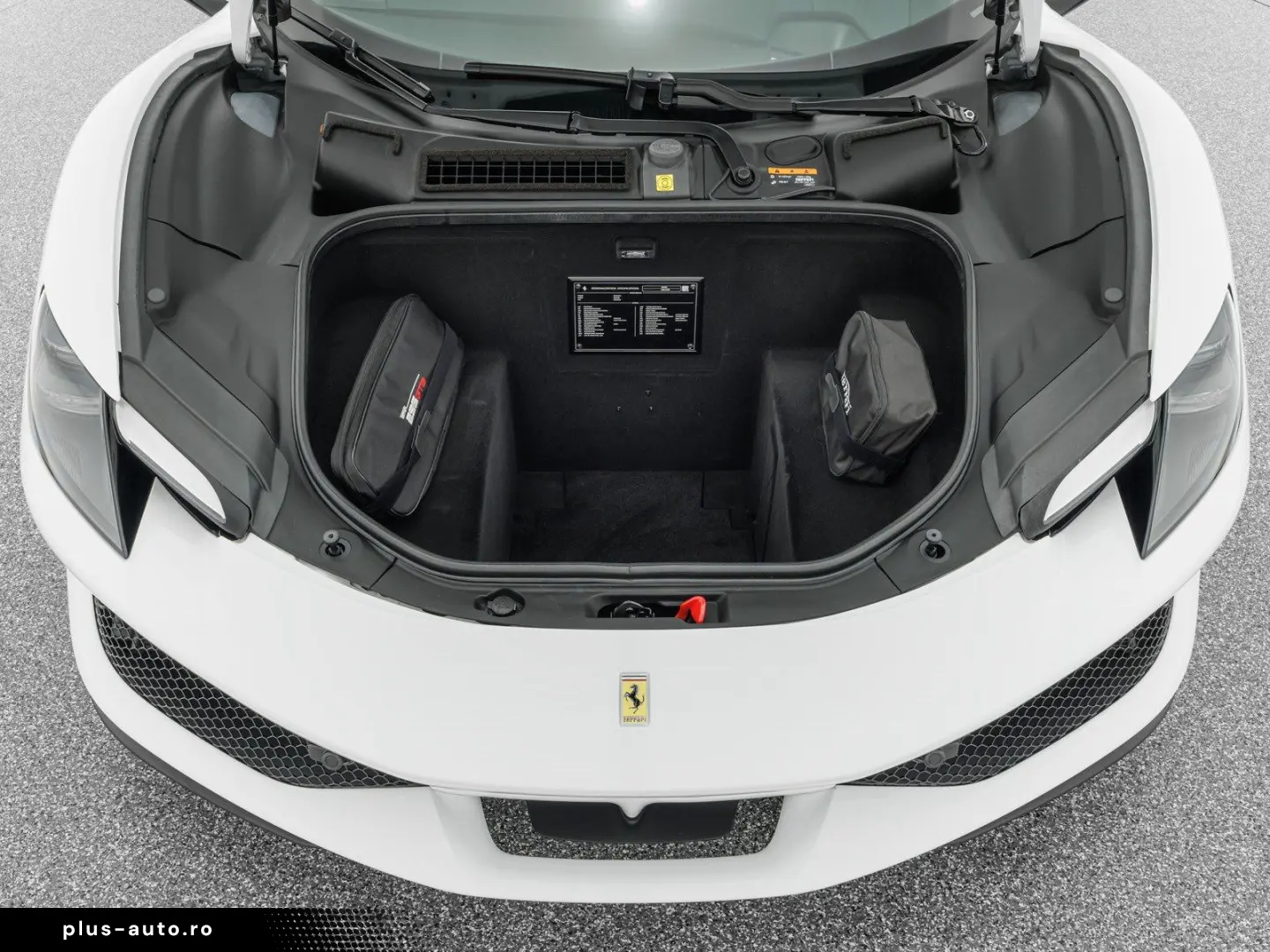 FERRARI 296 GTB