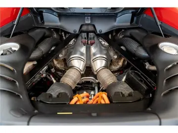 FERRARI 296 gtb 3.0 turbo v6 hybride 830 ch -