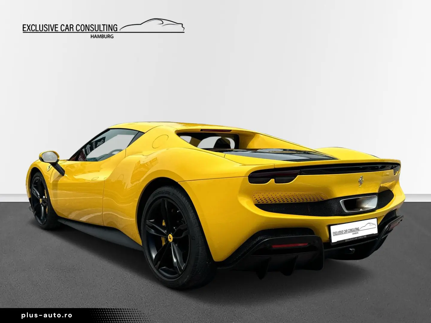 FERRARI 296 GTB DCT  CAM ACC CARBON SEATS