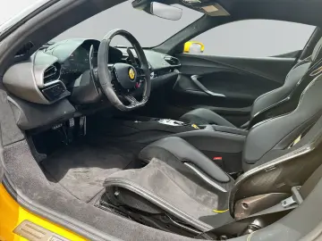 FERRARI 296 GTB DCT  CAM ACC CARBON SEATS