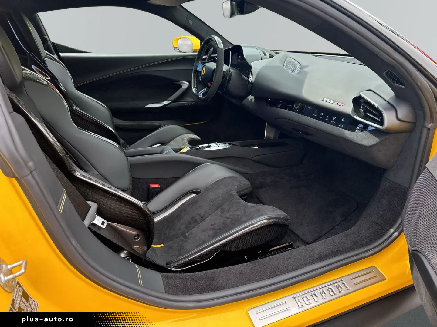 FERRARI 296 GTB DCT  CAM ACC CARBON SEATS
