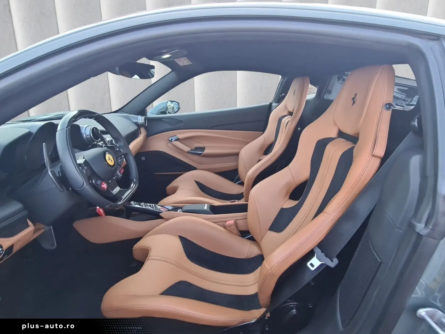 FERRARI F8 Tributo   Racing Seats   Carbon   Lift