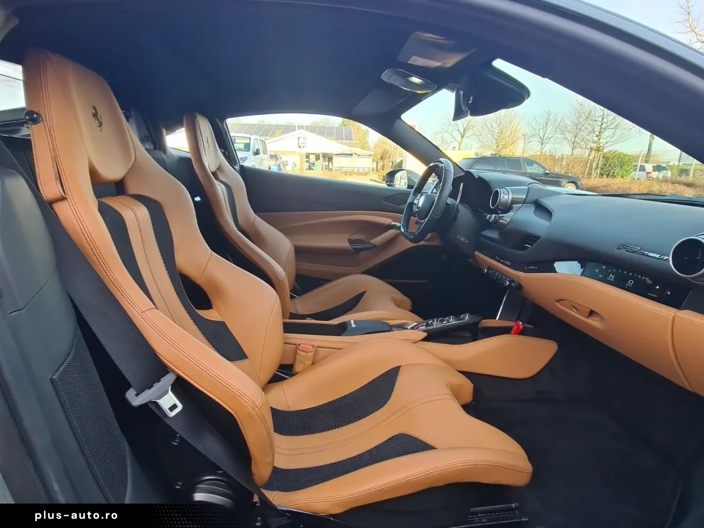 FERRARI F8 Tributo   Racing Seats   Carbon   Lift