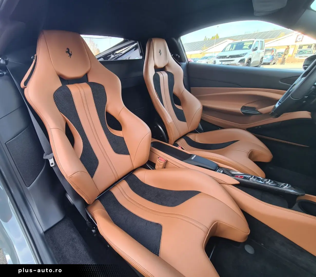 FERRARI F8 Tributo   Racing Seats   Carbon   Lift
