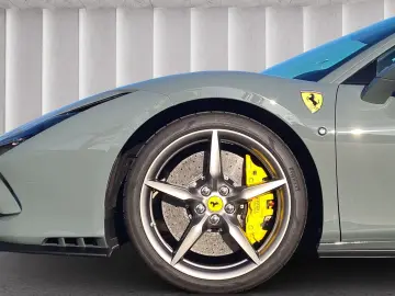 FERRARI F8 Tributo   Racing Seats   Carbon   Lift