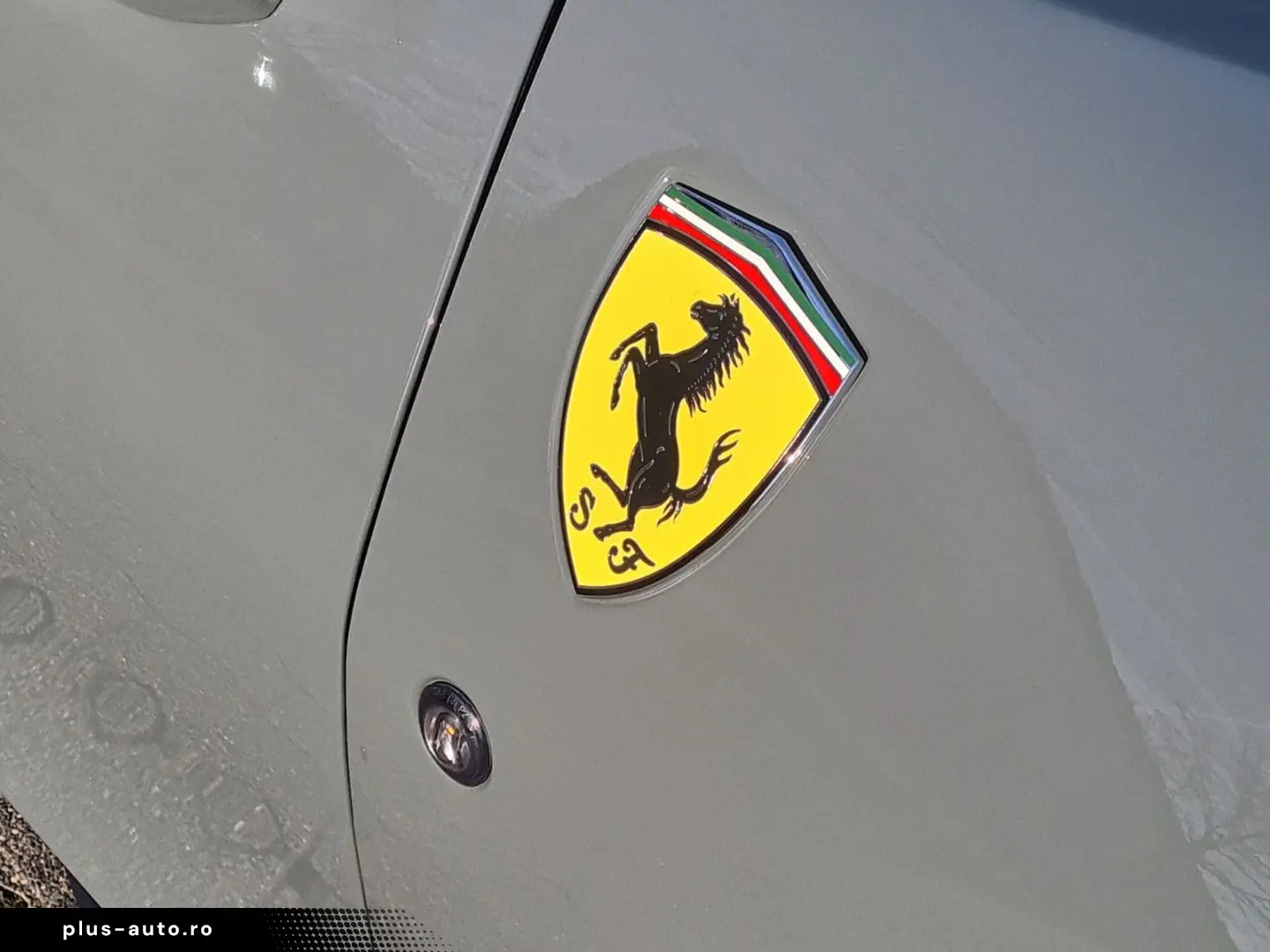 FERRARI F8 Tributo   Racing Seats   Carbon   Lift