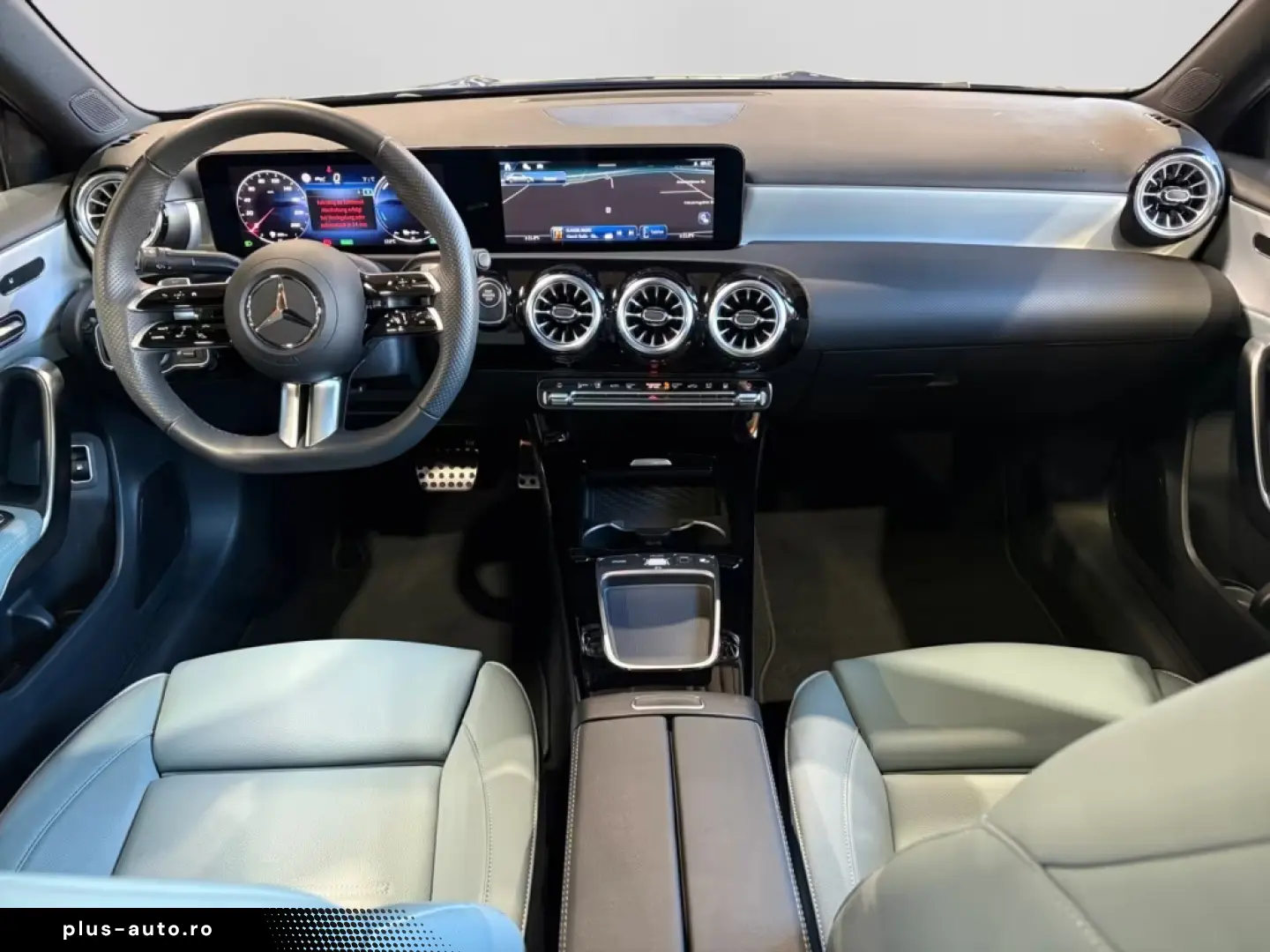 Mercedes-Benz A 250 e Lim AMG PANO DISTR MEMO
