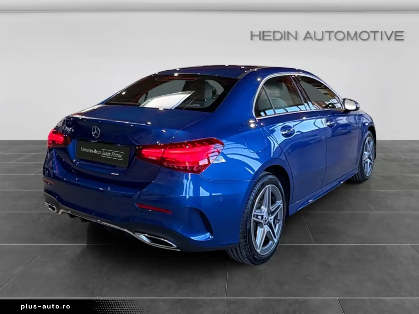 Mercedes-Benz A 250 e Lim AMG PANO DISTR MEMO
