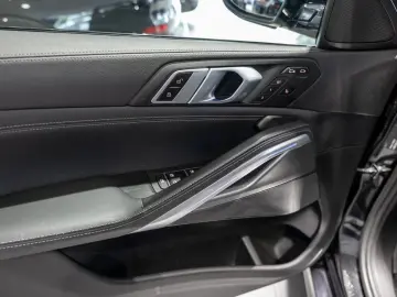 BMW X6 xDr40d MSport 360  SkyLounge IconicGlow DAProf