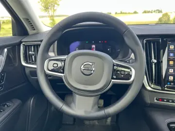 Volvo V90 T6 Hybrid AWD Plus Dark